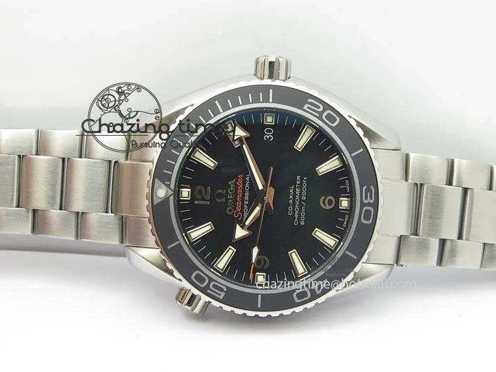 0518 Planet Ocean SS Bp Maker 45mm Black Bezel On SS Bracelet A OnTrend 8218